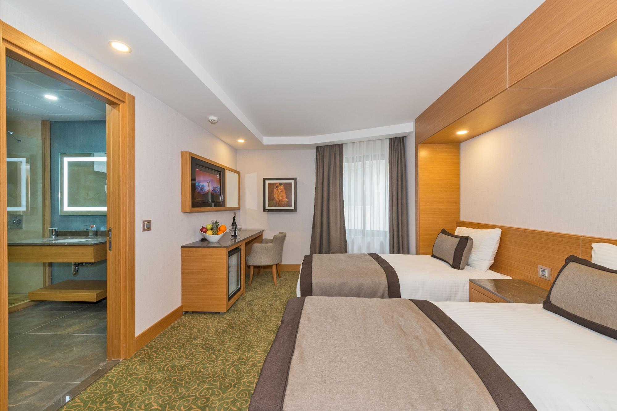 Bisetun Hotel Istanbul Bagian luar foto