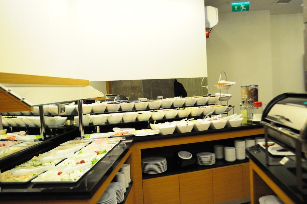 Bisetun Hotel Istanbul Bagian luar foto